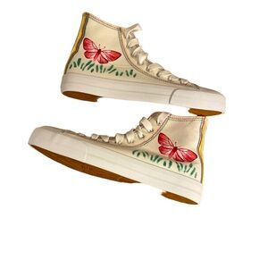 Woman sneakers high tops